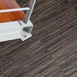 Alcatifa Batik | Alcatifas | Decoração | A CarStuff - Tudo para Estofos e Estofadores é lider nacional no fornecimento de peles, tecidos, napas, lonas, capotas, alcatifas, ferramentas e tudo para estofos em automóveis, clássicos, náutica, ferroviária, aeronáutica e decoração.